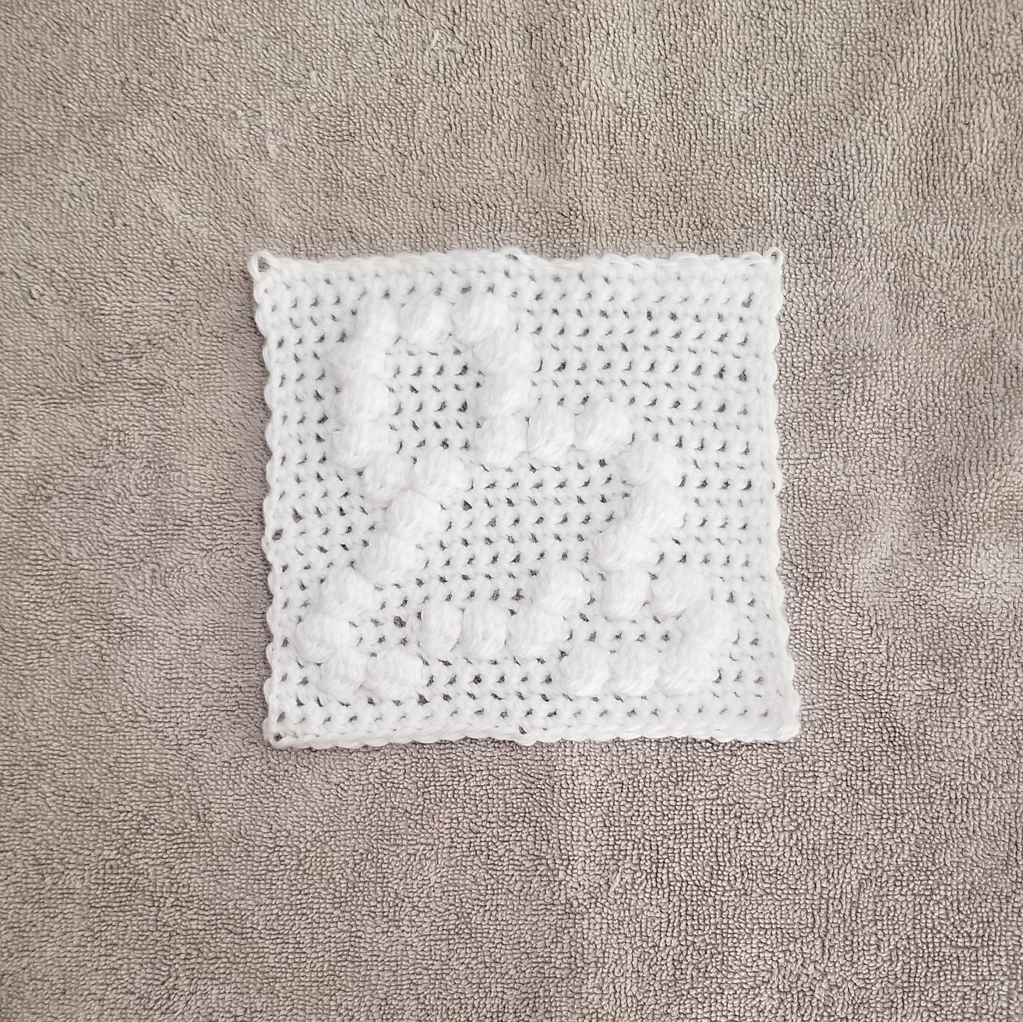 Crawling Baby Bobble Afghan Square Crochet Pattern, PDF Digital Download