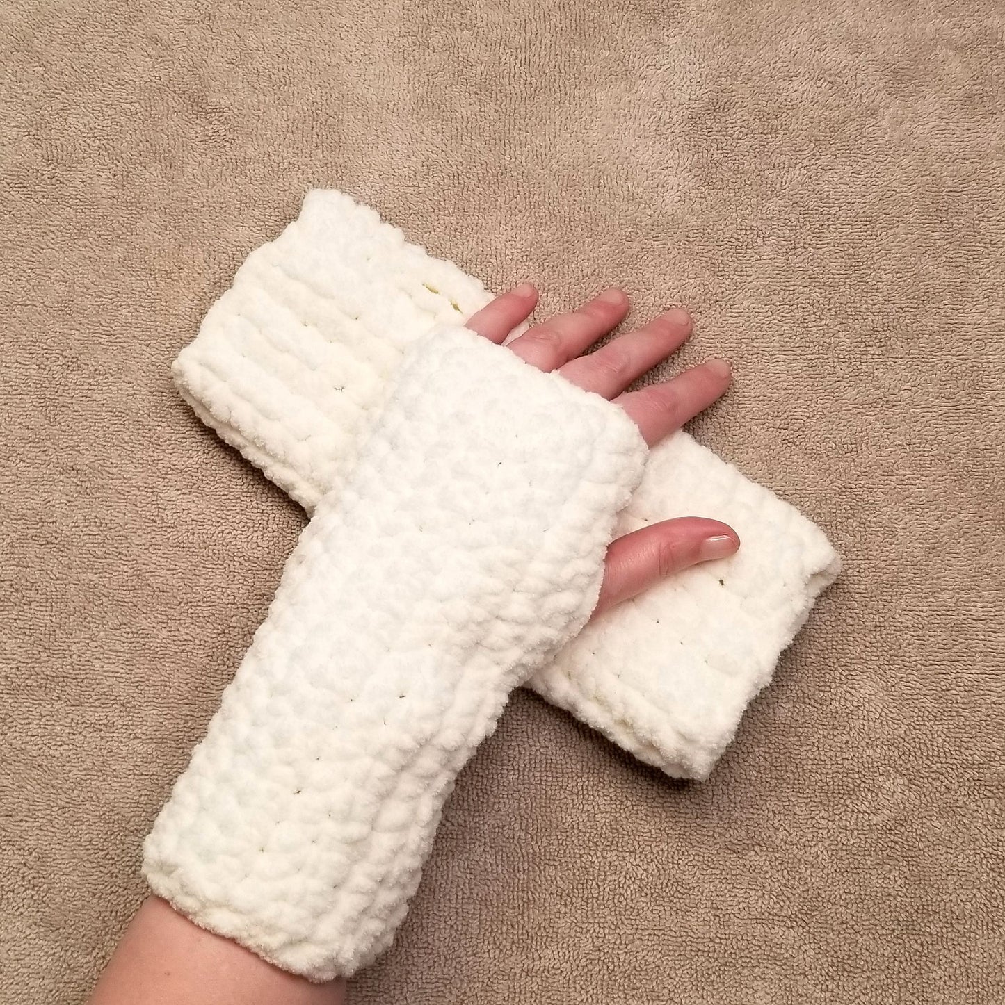 Chunky Fingerless Gloves Crochet Pattern, PDF Digital Download