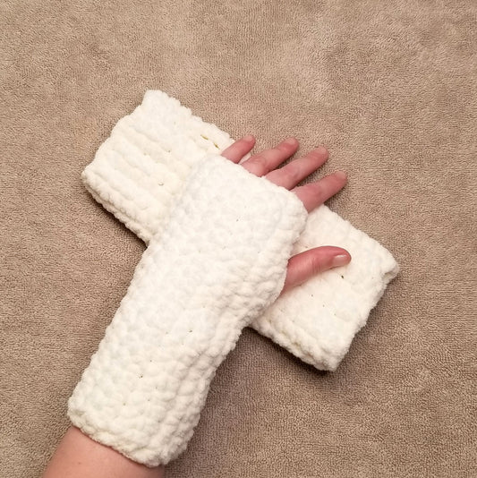 Chunky Fingerless Gloves Crochet Pattern, PDF Digital Download