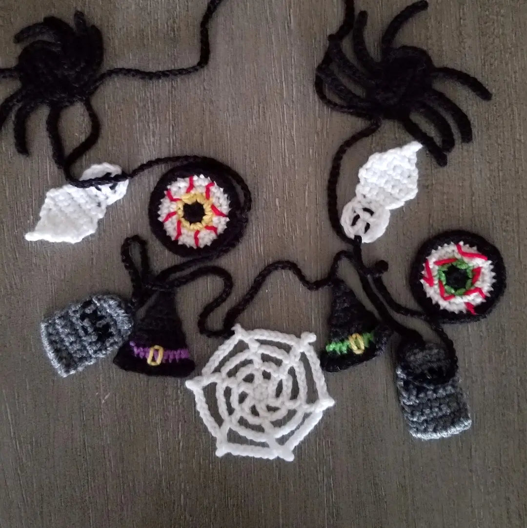 Halloween Garland Crochet Pattern, PDF Digital Download
