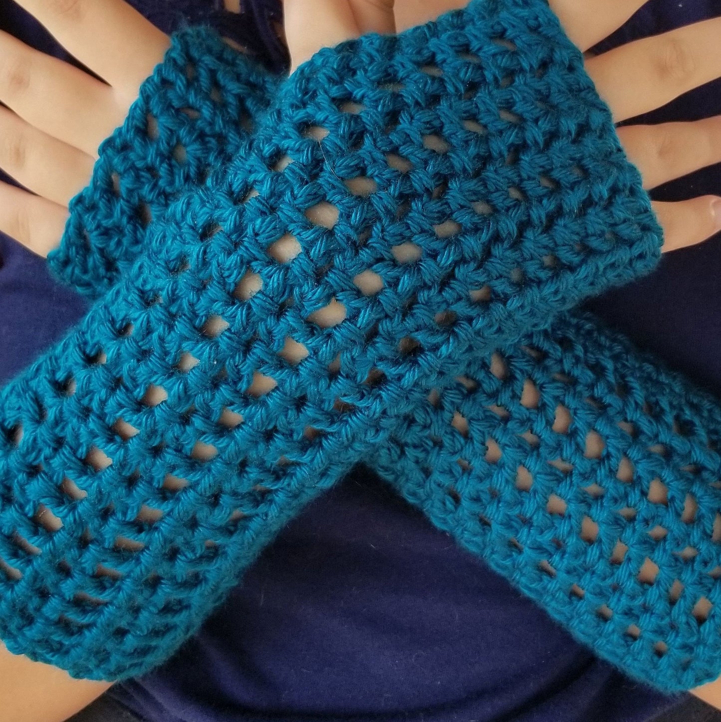 Mesh Fingerless Gloves Crochet Pattern, PDF Digital Download