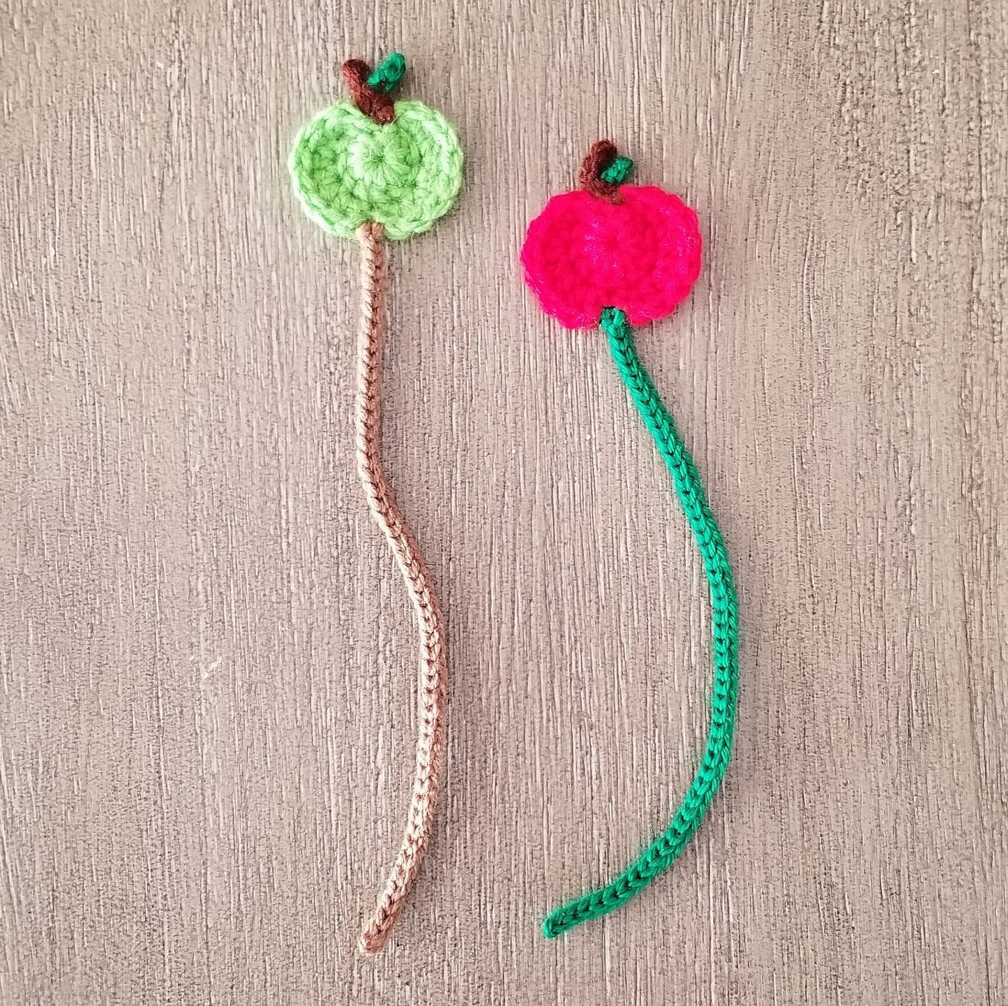 Apple Bookmark Crochet Pattern PDF