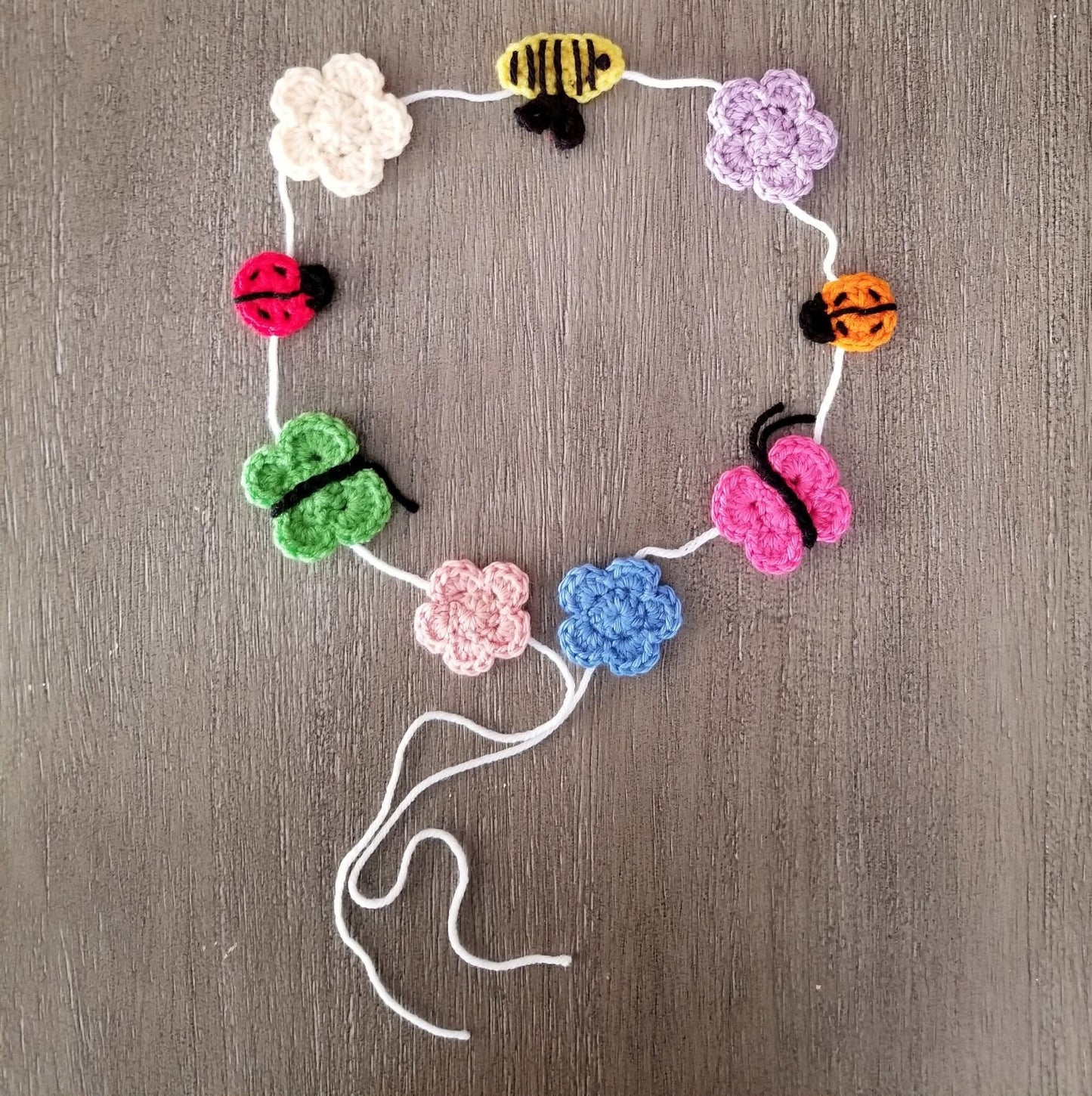 Springtime Garland Crochet Pattern, PDF Digital Download