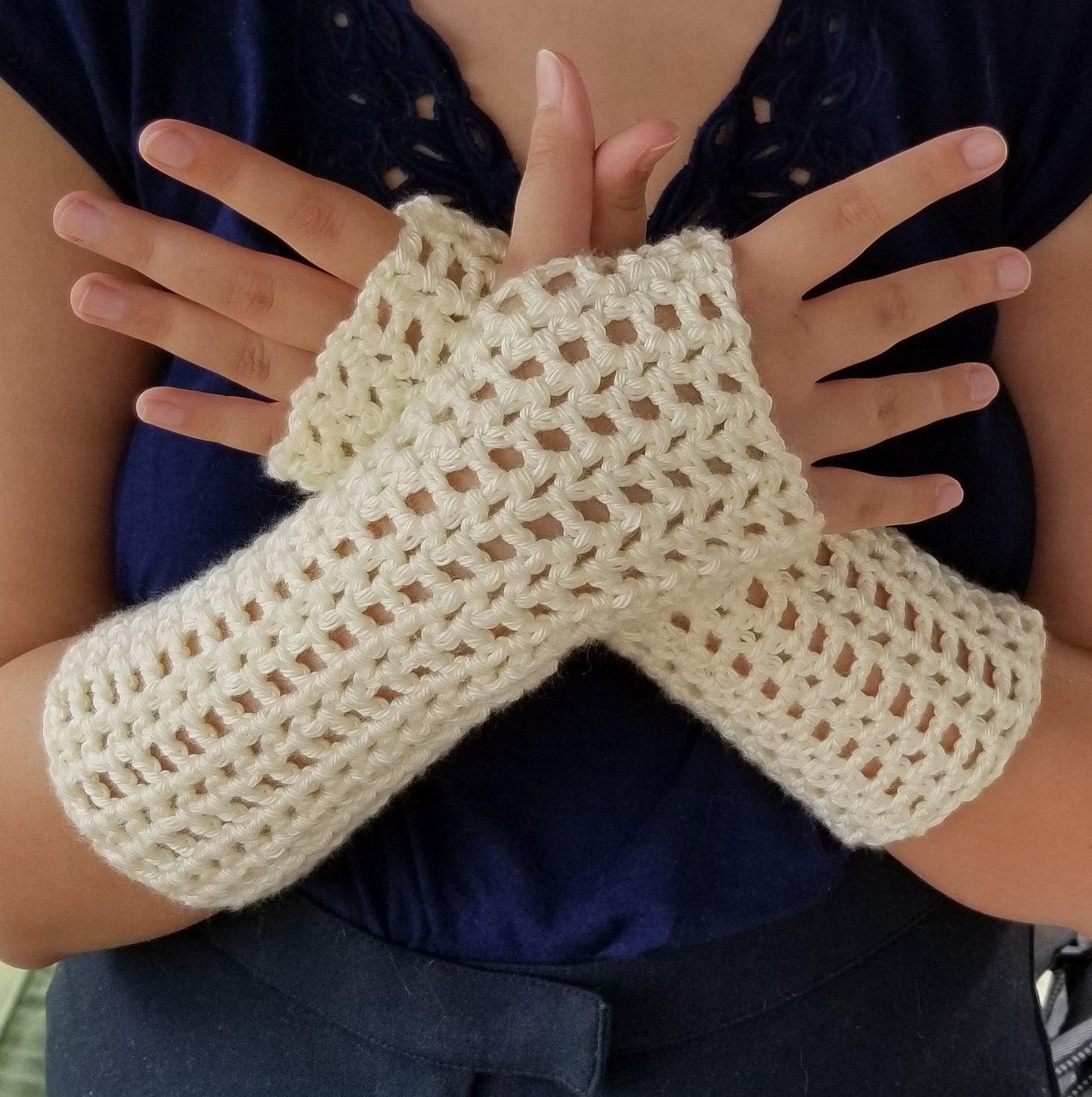 Mesh Fingerless Gloves Crochet Pattern, PDF Digital Download